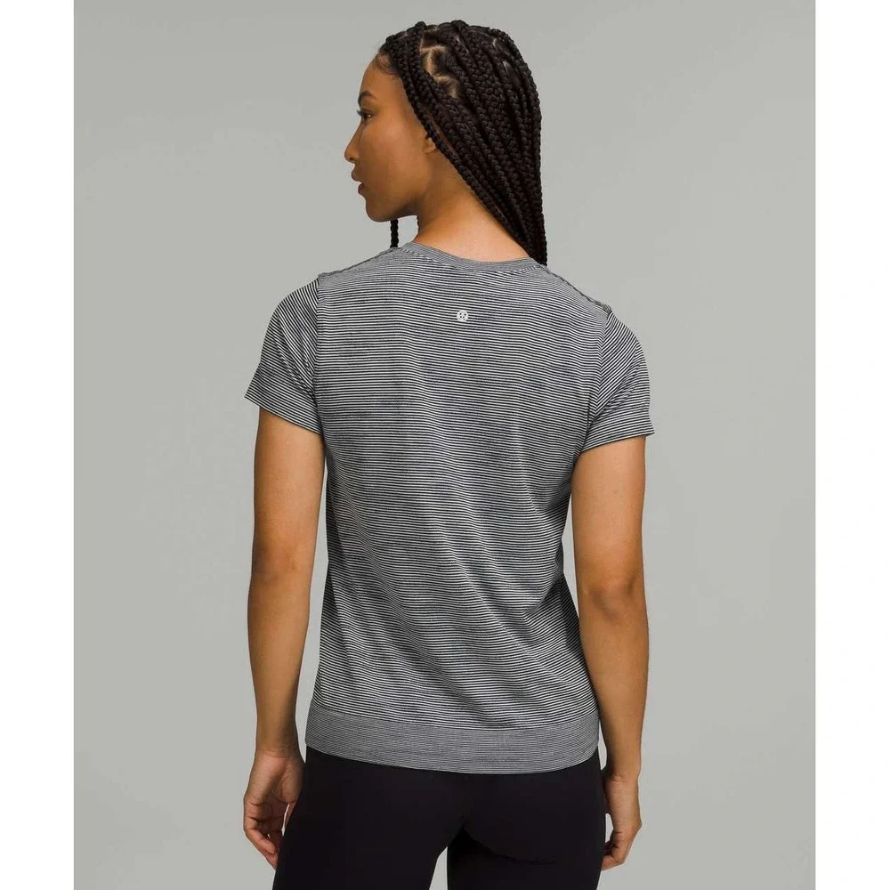 2PC-Lululemon Smooth Fit Pull-On High-Rise Pant + Swiftly Relaxed T-Shirt 10